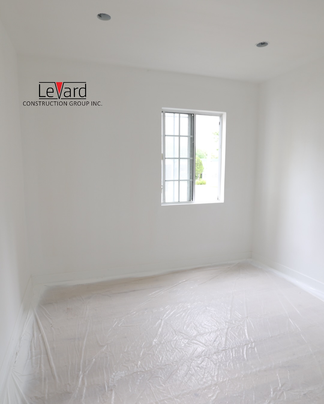 White bedroom finish
